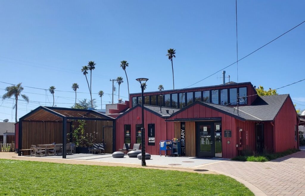 la selva beach branch library